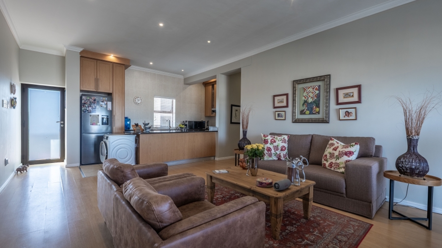 To Let 2 Bedroom Property for Rent in Big Bay Western Cape